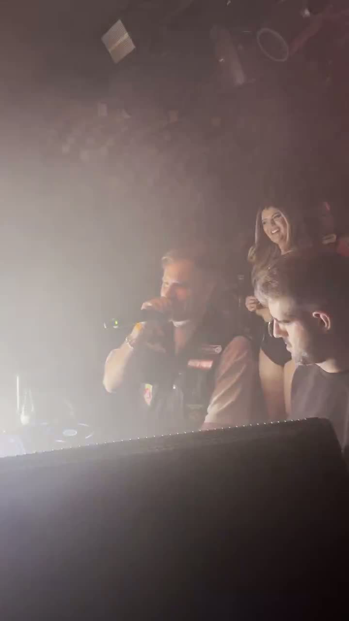 Oh My Club — vídeo 2